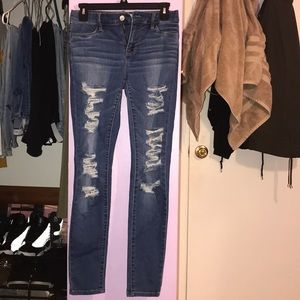 Blue Ripped Jeans (SUPER CUTE)